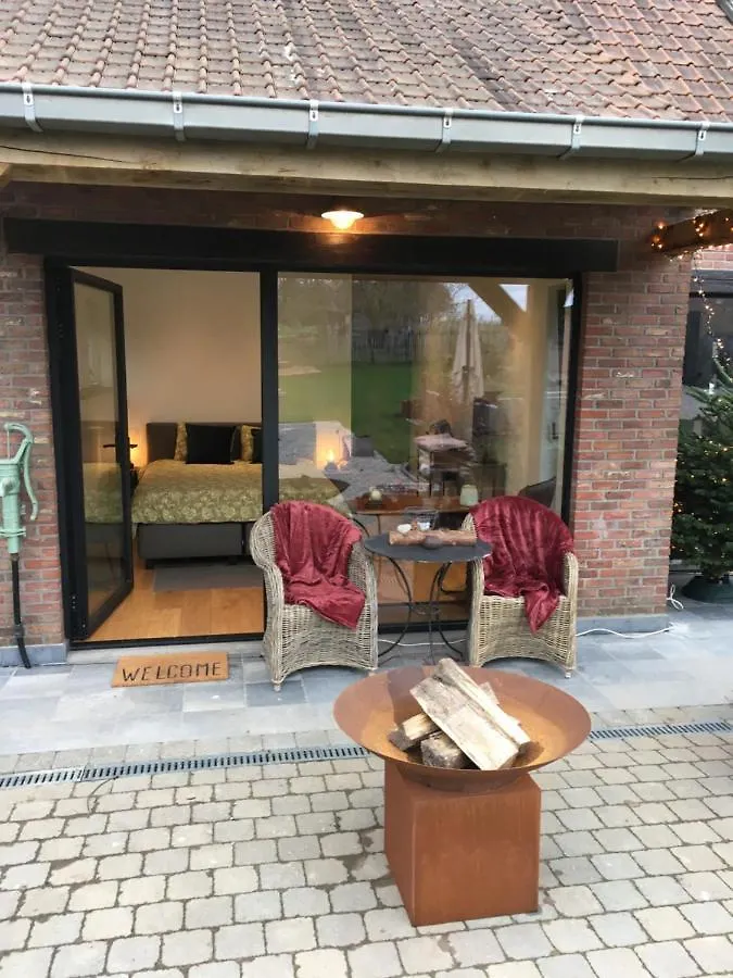 B&B Den Biesthoek Grimbergen Guest house